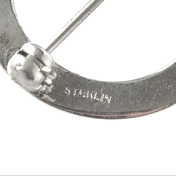 Vintage Sterling Silver Circle Flower Brooch Pin Rhodium Plated Marcasite Style - Picture 4 of 4